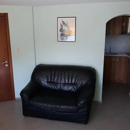 Apartment Dva 3 *