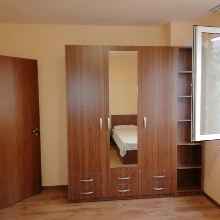 Dva 3 Apartament