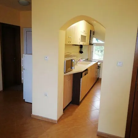 Dva 3 Nisipurile de Aur